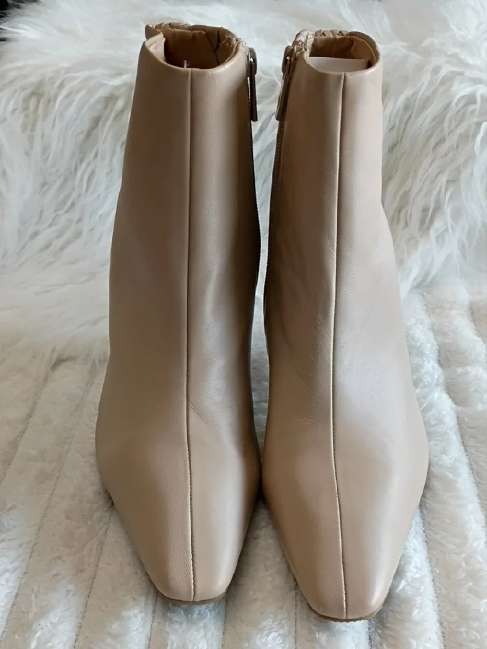 Donald J. Pliner Baltmorsp Light Beige Pointed-Toe Ankle Booties 9.5
